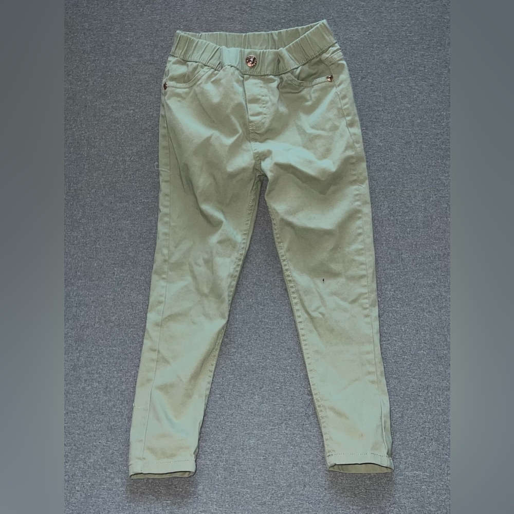 Girl pants